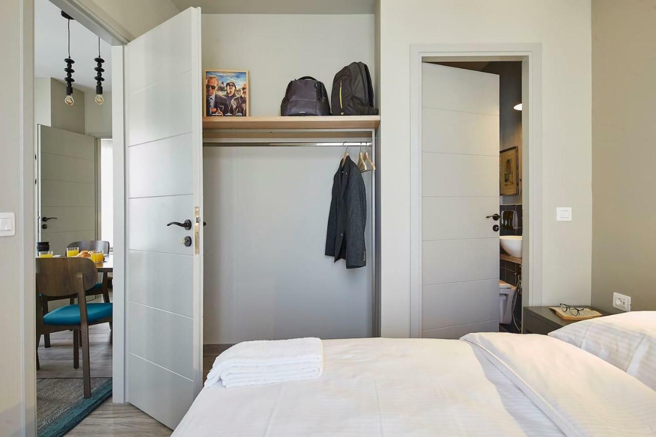 Spacious Suite W. Huge Balcony + Acropolis View أثينا المظهر الخارجي الصورة